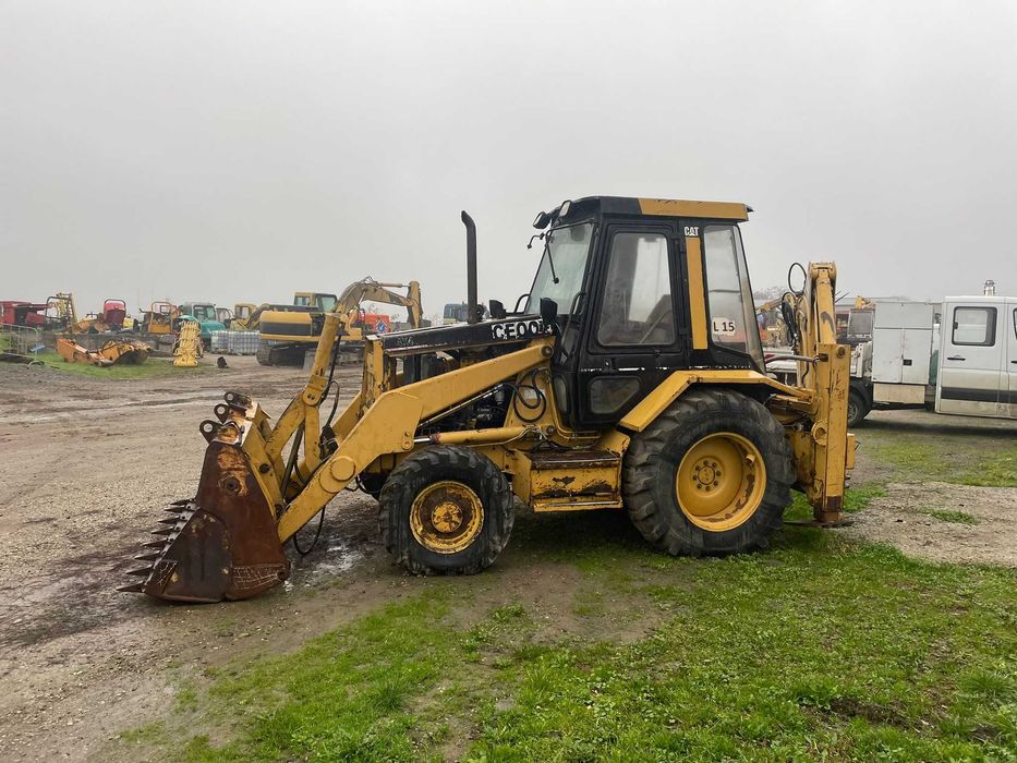 Dezmembrez buldoexcavator Caterpillar 428 B