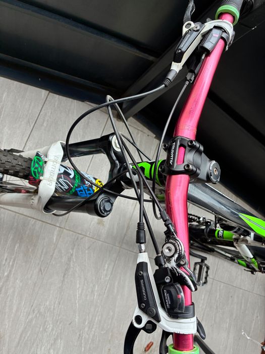 Bicicletă MTB Full-Suspension Scott Spark 60 – Echipare Superioară!
