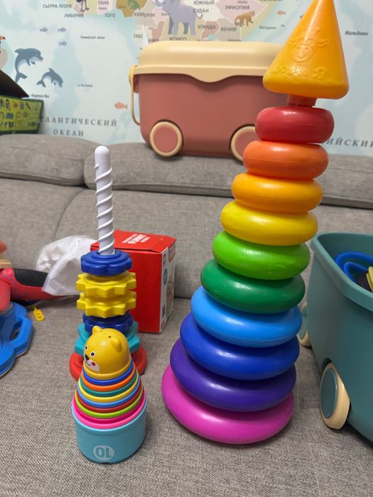 Игрушки для девочек и мальчиков