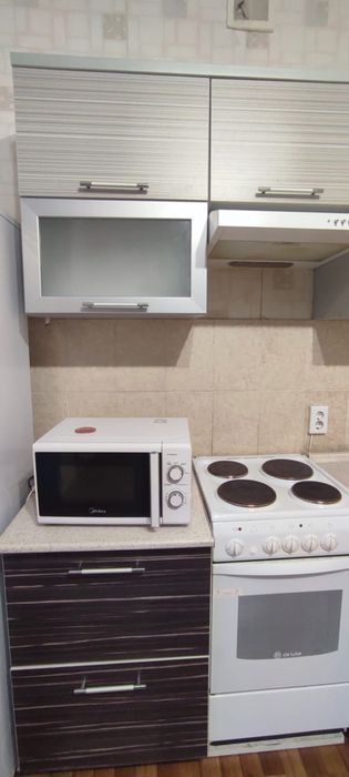 Б/у мебель и строй материалы