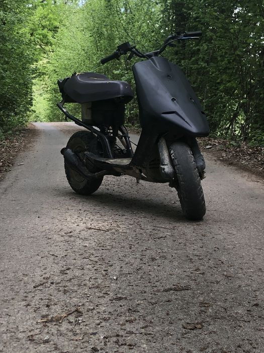 Vând scuter aprilia mbk 80cc