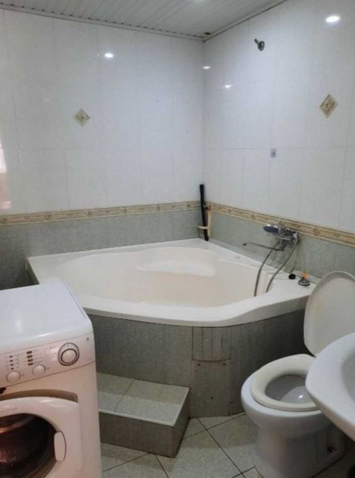 Ялангач. 3/3/4. Бывшая налоговая.