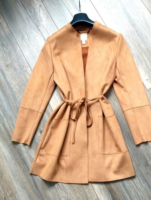 Разпродажба-Страхотен,нов тренч