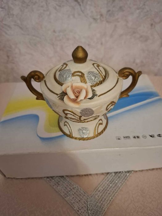 Кутия за     Бижута