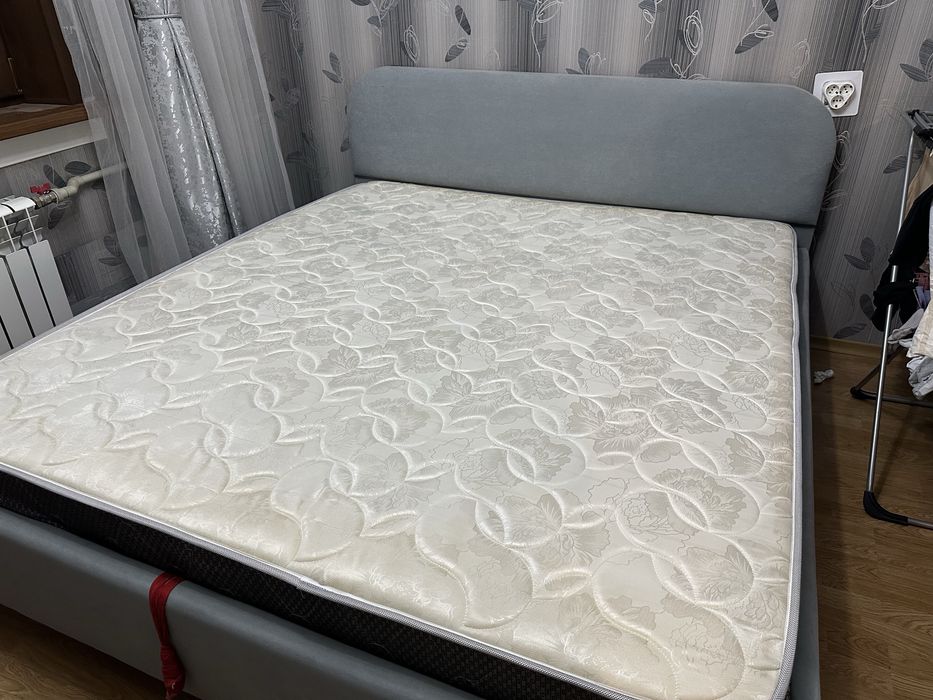Матрас 180х200 с пружинами, б/у