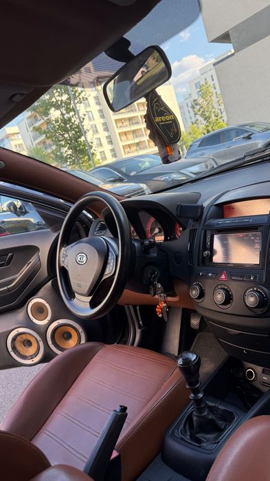 Vând Kia ceed, an 2009, motor 1.6 benzină