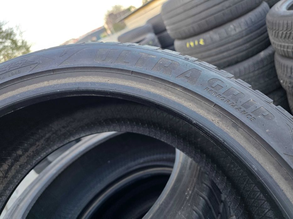 4бр Зимни гуми 225 45 19 - Goodyear