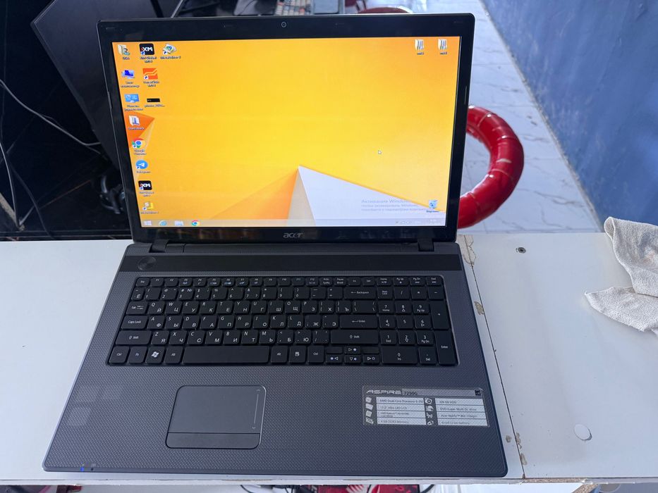 Noutbuk ACER Aspire 7250g