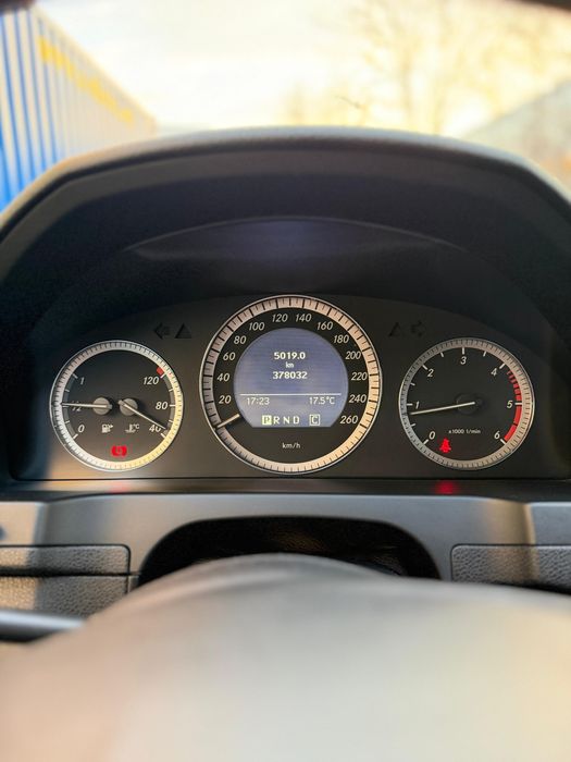 Mercedes Benz C200