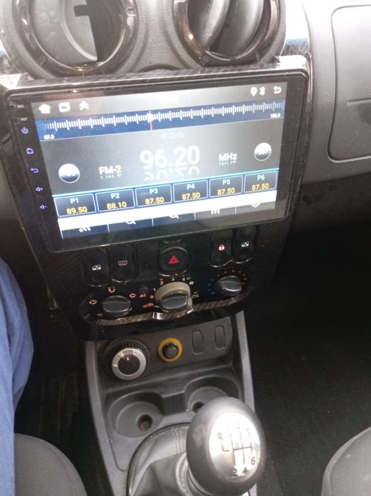 Vând Dacia Duster  4x4