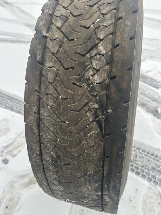 Продам шины Б/У грузовые