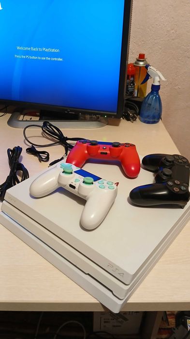 С 1Г. ГАРАНЦИЯ ! PlayStation 4 Pro 1TB 1000GB Профилактиран White Бял Плейстейшън 4 Про PS4 Конзола Конзола ПС4 Плейстейшан бяла 1000 GB без дрифтове