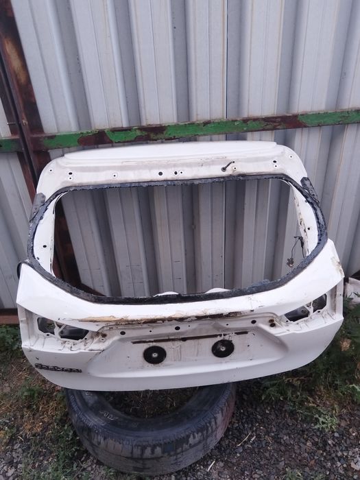 Багажник на кашкай крышка багажника дверь Nissan qashqai