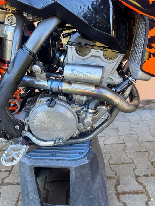 Vând KTM SX-F 250 4t, an 2013, motocross în stare foarte bună de funcționare.