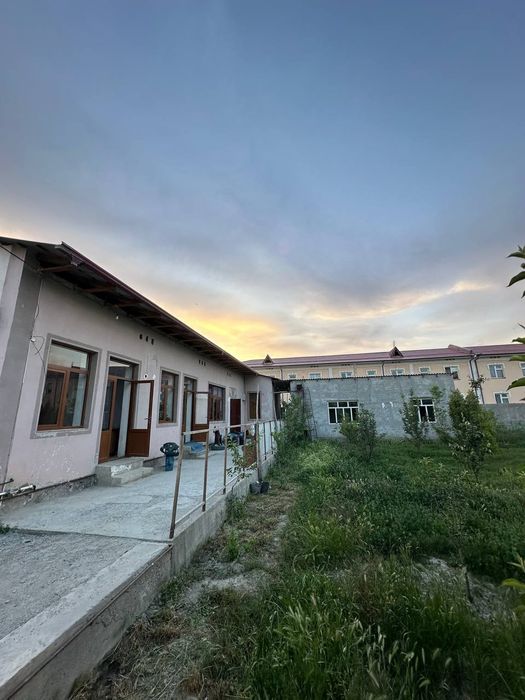 Самарканд вилояти Пахтачи туман Жахонобод махалласида жойлашган яшаш у