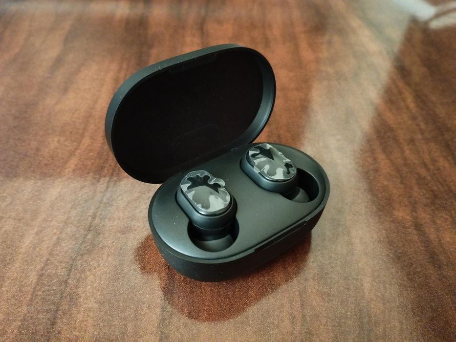 Earbuds Basic 2 (Беспроводные наушники)