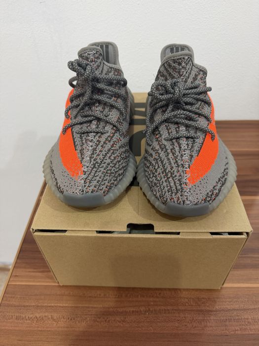Yeezy 350 V2 Beluga