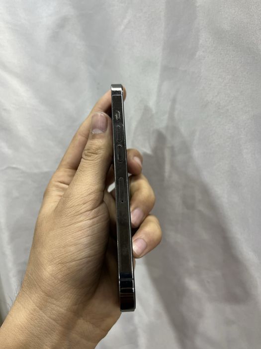 IPhone 13 Pro 256GB        .