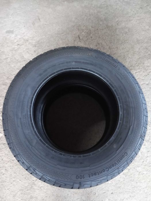 2 Нови бусови летни гуми 215/65R16C Continental VanCont 106T DOT2024