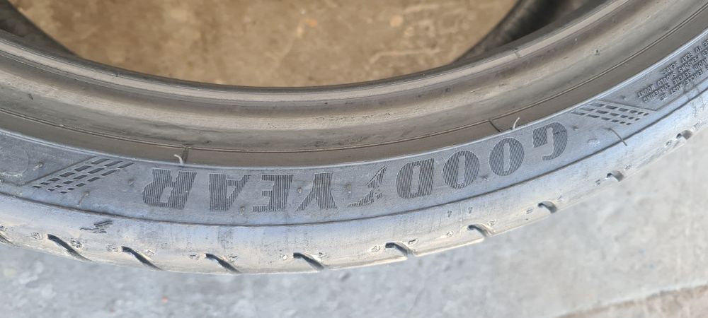4 anvelope vara RFT Goodyear,fata 245/35/20,spate 275/30/20