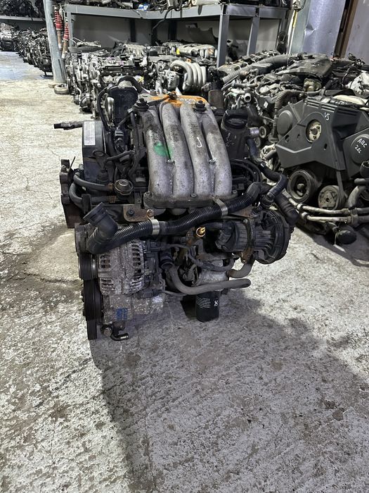 Двигатель Volkswagen Sharan 2.0l ATM