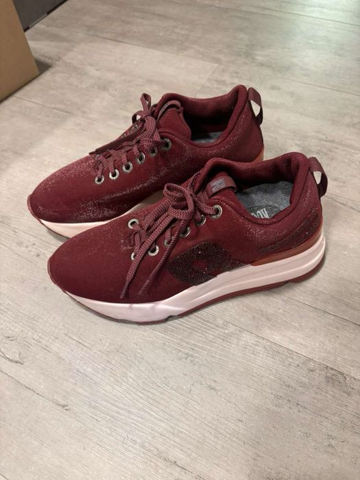 Червени блестящи обувки ,,Rucoline”