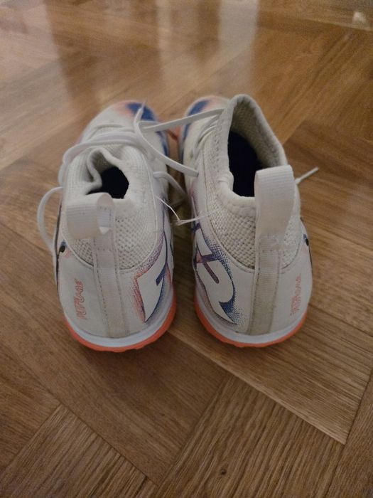 Adidasi pentru  fotbal Puma