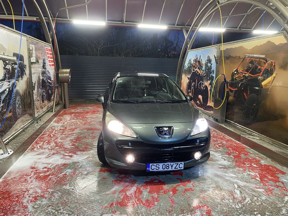 Peugeot 207 in stare buna……