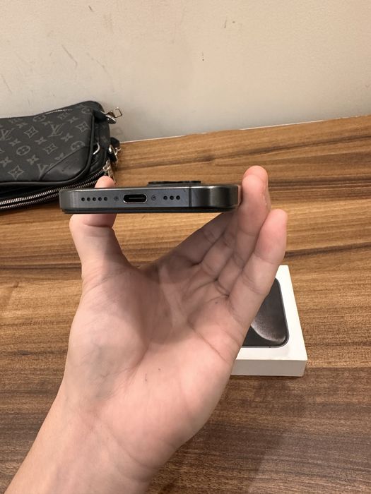 Айфон 15 про 256 гб