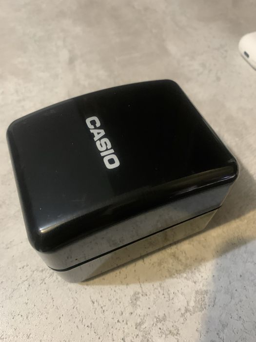 Часы Casio новый
