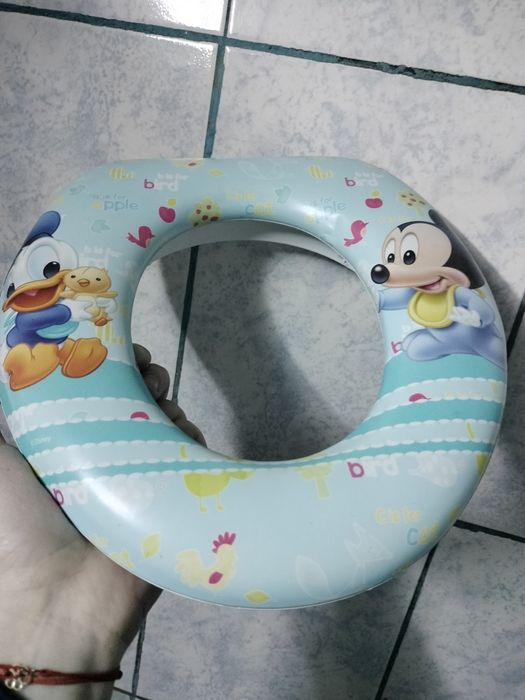 Reductor pentru toaleta