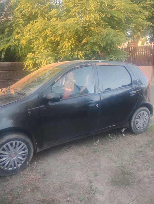 Vând Fiat  Punto