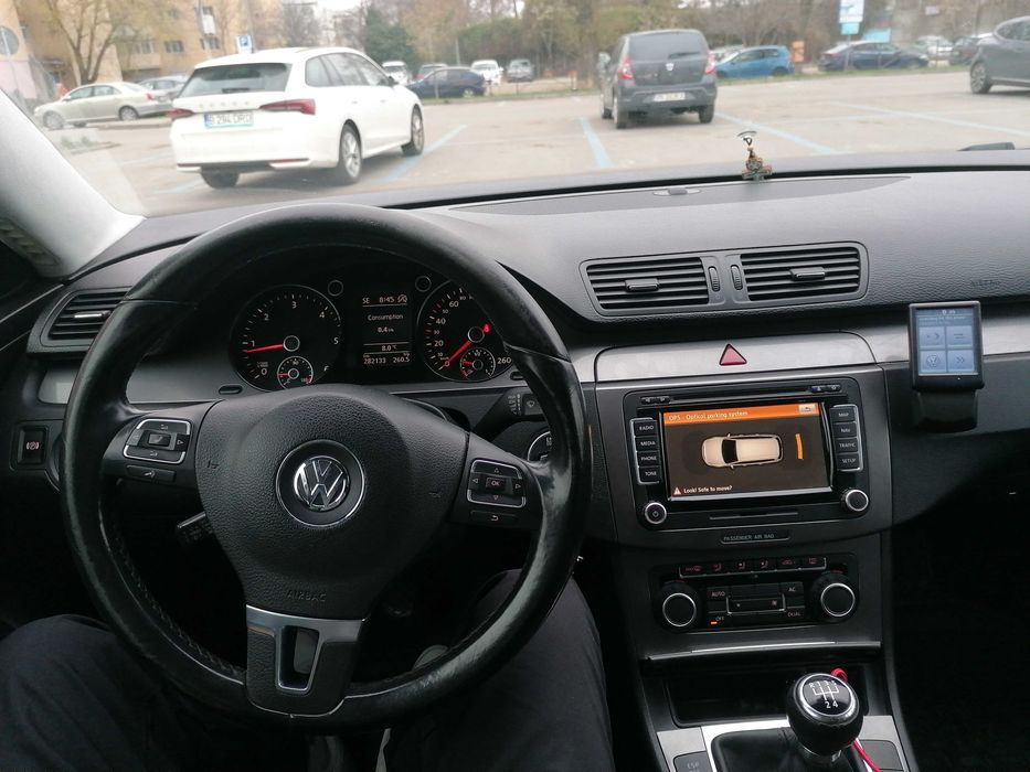 VOLKSWAGEN Passat 2010 — imagine 4