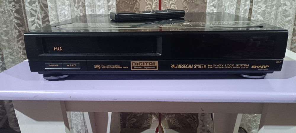 Видеомагнитофон sharp