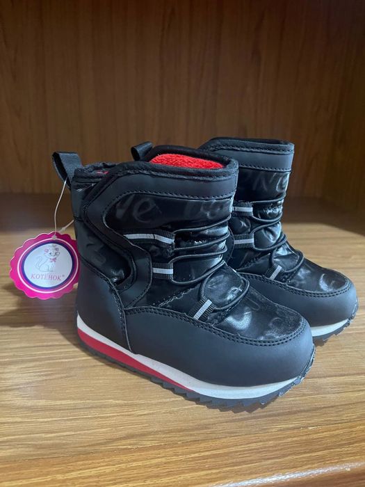 Детские новые ботинки