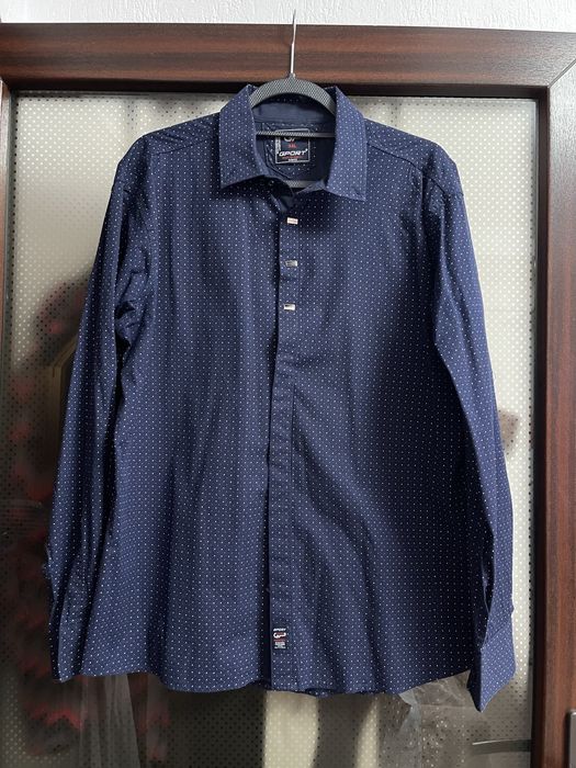 Camasa bleumarin cu buline albe - noua, fara eticheta