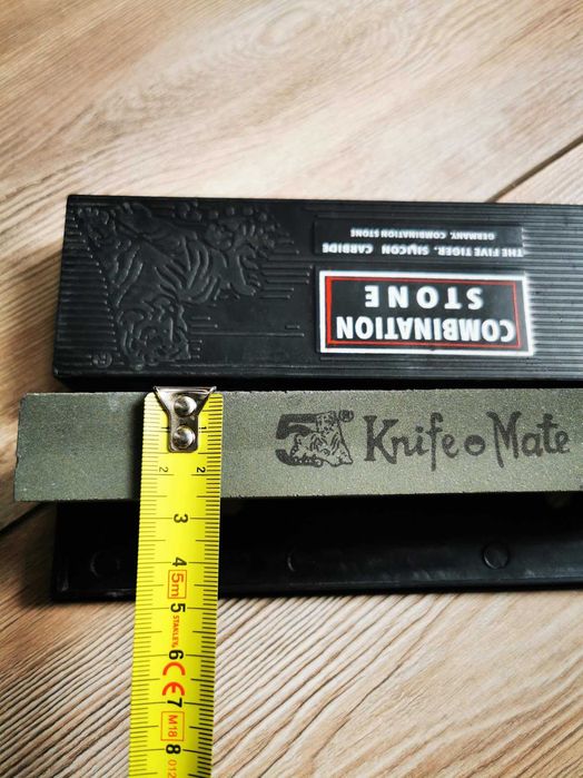 Piatra de ascutit cutite ascutitoare obiecte colectie