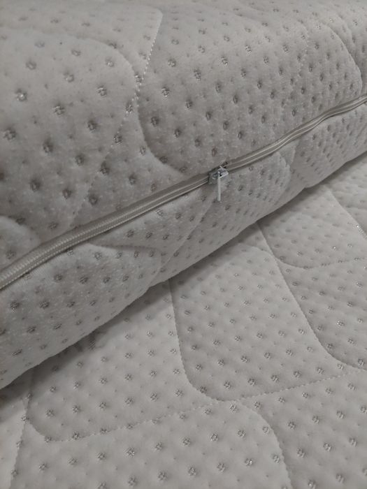 Матраци ТЕД. 200 х 80 см., 2 броя.