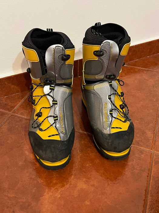 Bocanci La Sportiva Spantik, ca Noi, purtati o singura data