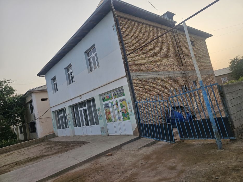 2 каватли бино сотилади пишган гиштдан курилган мулжал электросет