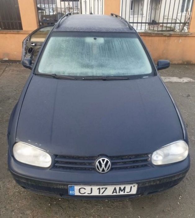 Dezmembrez Vw Golf 4 1.4, 1.6 benzina/ 1.9 Diesel