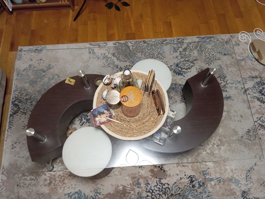 Красива холна маса