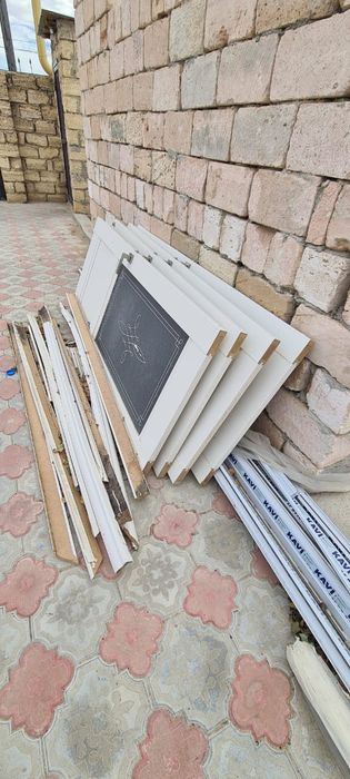 Продается двери.