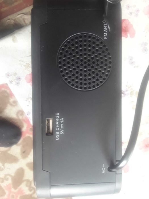 Radiio cu ceas aaprat anti insecte