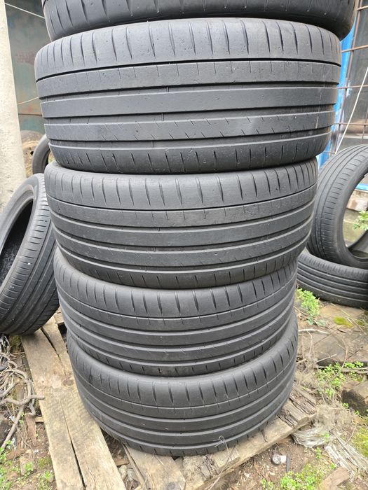 4бр. 285 40 23 Michelin летни.