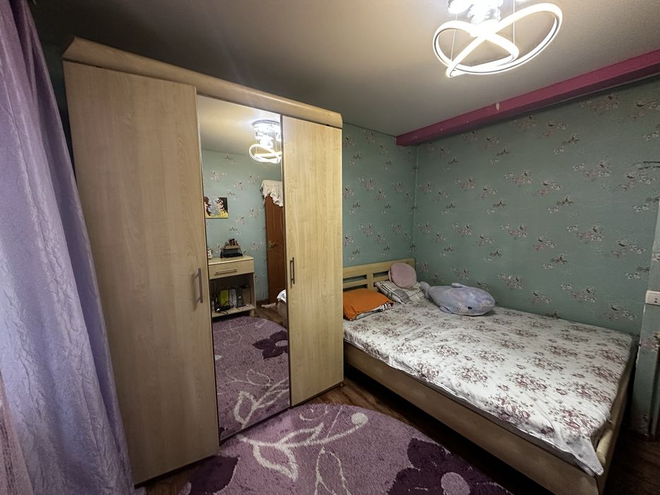 Продам шкаф + кровать + матрас ортопедический комплектом