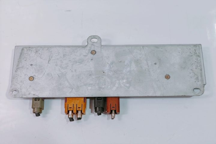 Amplificator Antena 8E9035225P Audi A4 B7