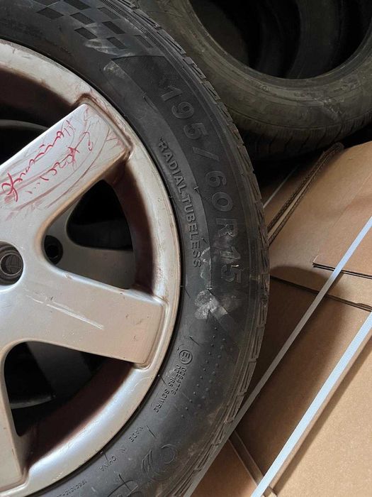 Гуми + джанти за Тойота