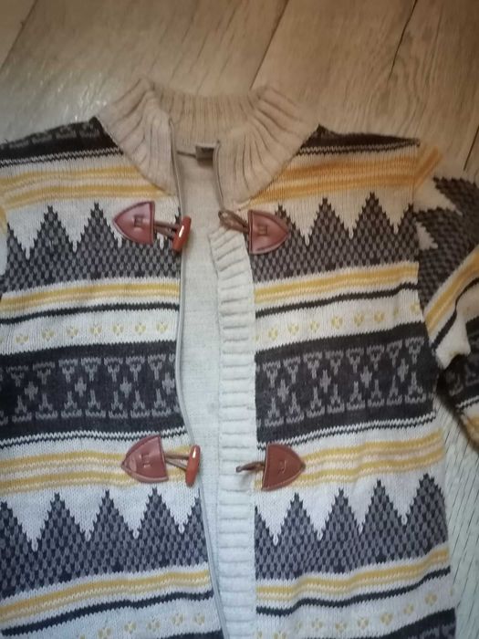 Кофточка на 7 лет теплая