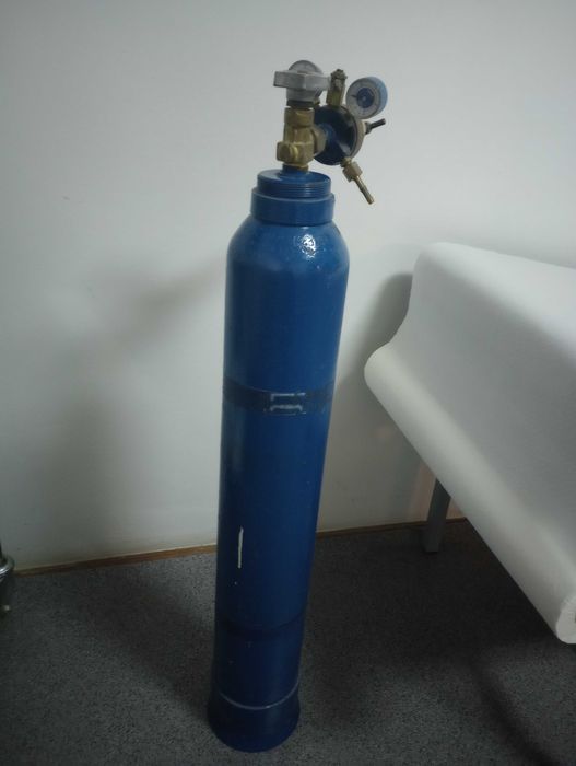 butelie oxigen medical cu reductor presiune,otel,10litri